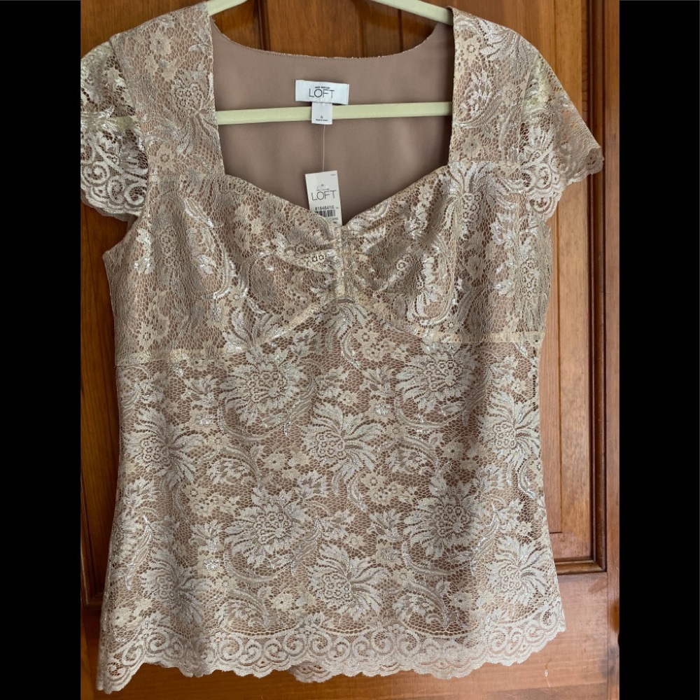 ✨NWT✨ ANN TAYLOR LOFT Top